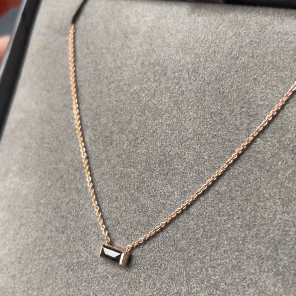 [NWT] Phoenix Rose Emerald Cut Black Diamond Necklace